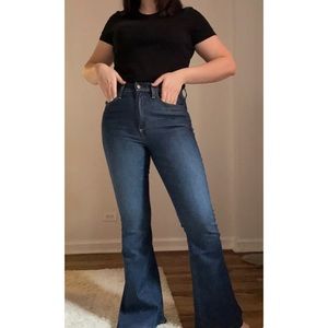 Alice + Olivia Dark Blue Wash High-Rise Jeans